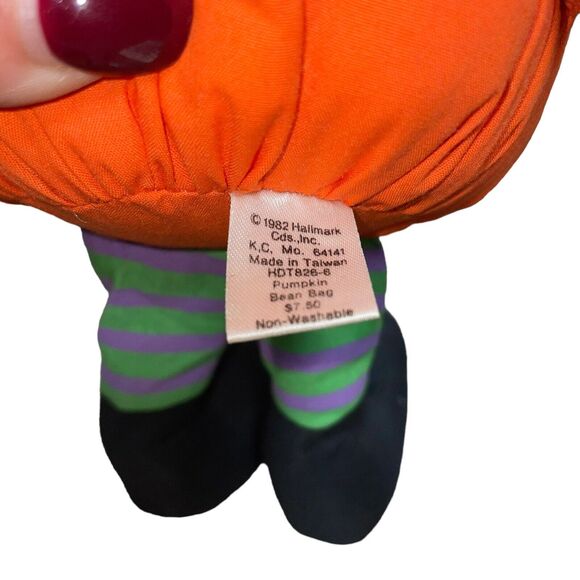 Vintage Hallmark Pumpkin Bean Bag Halloween Jack O Lantern Decor Shelf Sitter - Picture 7 of 13